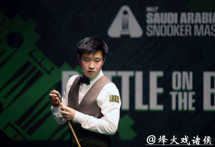 斯诺克英锦赛-赵心童6-1大胜龙泽煌 晋级16强 斯诺克英锦赛-赵心童6-1大胜龙泽煌 晋级16强