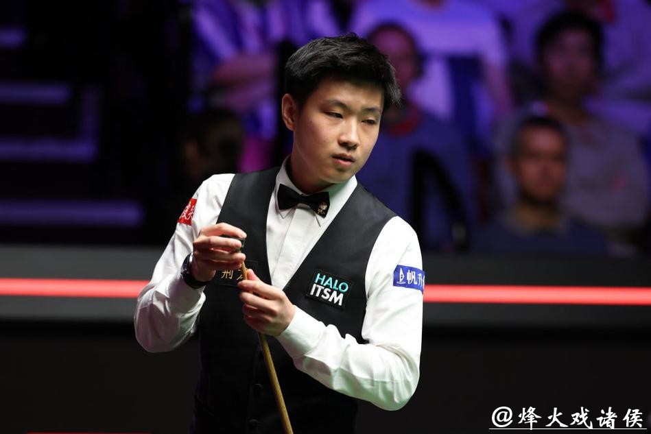 斯诺克英锦赛-赵心童6-1大胜龙泽煌 晋级16强 斯诺克英锦赛-赵心童6-1大胜龙泽煌 晋级16强