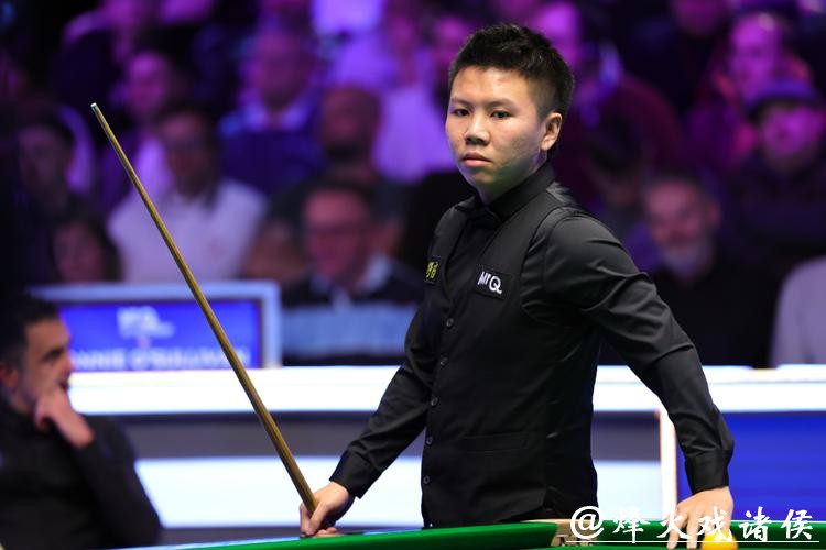 斯诺克武汉公开赛 周跃龙击败泰国选手晋级32强 斯诺克武汉公开赛 周跃龙击败泰国选手晋级32强